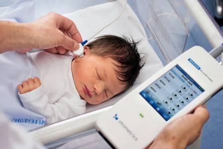 NEAMŢ: Aparate pentru testare auditivă în maternități din 2015, ZCH NEWS - sursa ta de informații