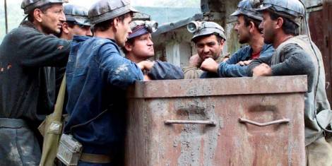SUCEAVA: 300 de mineri de la Crucea în grevă spontană, ZCH NEWS - sursa ta de informații