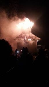 NEAMŢ: Incendiu la biserica din Băluşeşti &#8211; Dochia / De vină a fost burlanul unei sobe, ZCH NEWS - sursa ta de informații