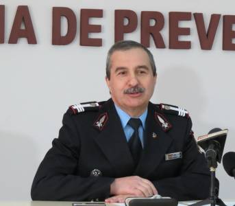 NEAMŢ: Colonelul Ioan Niţică, decorat de preşedintele Iohannis, ZCH NEWS - sursa ta de informații