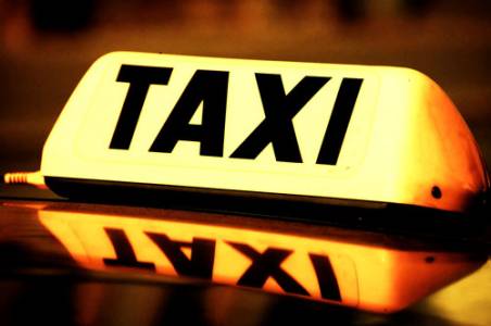 VASLUI: Taximetriști în război cu Primăria, ZCH NEWS - sursa ta de informații
