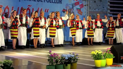 FESTIVALUL INTERNAŢIONAL DE FOLCLOR CEAHLĂUL 2015: Ansamblul folcloric Mara al Casei de Cultură Sighetu Marmaţiei (Maramureş), ZCH NEWS - sursa ta de informații