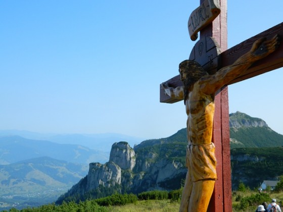 Rugăciuni înălțate pe altarul Muntelui cel sfânt al României. GALERIE FOTO, ZCH NEWS - sursa ta de informații