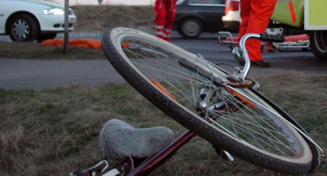Grav rănit, după ce a lovit un pieton cu bicicleta!, ZCH NEWS - sursa ta de informații