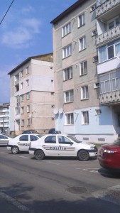 ACTUALIZARE O femeie din Piatra Neamţ a căzut de la etajul I! S-a ales cu  fracturi de col femural și de bazin!, ZCH NEWS - sursa ta de informații