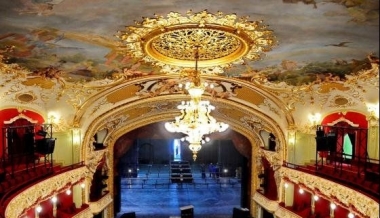 Teatrul Naţional &#8222;Vasile Alecsandri&#8221; din Iaşi, apreciat de britanici! GALERIE FOTO, ZCH NEWS - sursa ta de informații