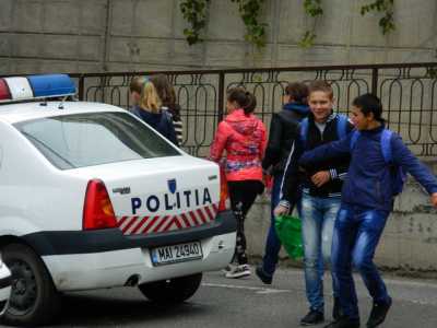 300 de poliţişti şi jandarmi la deschiderea anului şcolar, ZCH NEWS - sursa ta de informații
