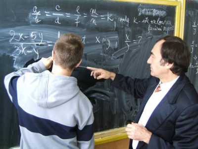 200 de locuri de „manager” pentru profesorii din Neamț, ZCH NEWS - sursa ta de informații