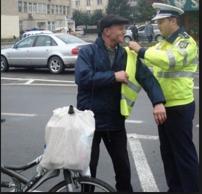 Bicicliștii, pericol public: Peste 200 de sancțiuni date de polițiștii nemțeni, ZCH NEWS - sursa ta de informații