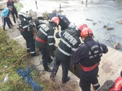 ACTUALIZARE Pescar scos din canalul Reconstrucţia, de la 4 metri adâncime!, ZCH NEWS - sursa ta de informații