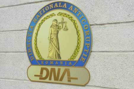 DNA: Lichidator judiciar şi avocat judecaţi pentru corupţie, ZCH NEWS - sursa ta de informații