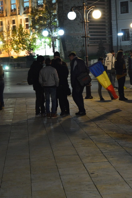 Ziua a II-a: Protest potolit la Piatra Neamţ GALERIE FOTO, ZCH NEWS - sursa ta de informații