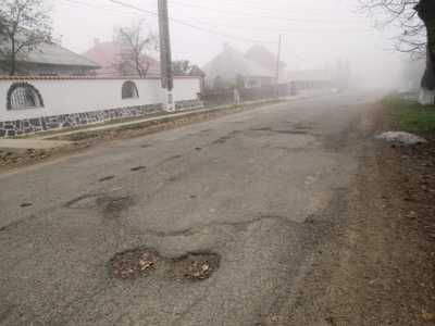 Se asfaltează la Tazlău!, ZCH NEWS - sursa ta de informații