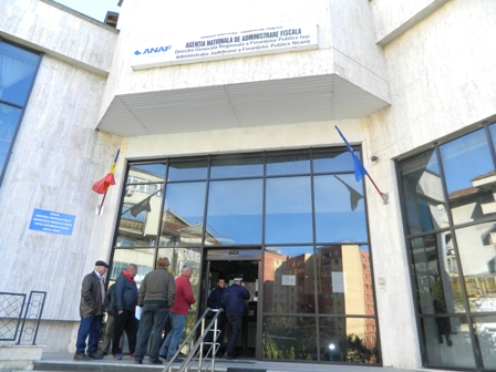 Finanţe Neamţ: Încasări în creştere faţă de anul trecut