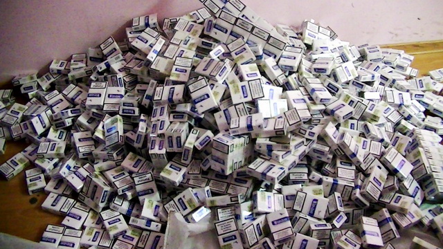 Ţigări abandonate de frica poliţiştilor