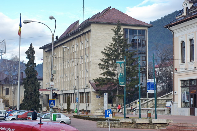 Prefectura Neamţ caută şofer