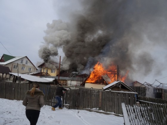 Incendiu la fosta casă de copii din Dobreni! Știre actualizată (GALERIE FOTO), ZCH NEWS - sursa ta de informații