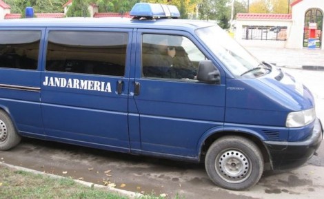 Maşina Jandarmeriei Târgu Neamţ tamponată de o doctoriţă, ZCH NEWS - sursa ta de informații