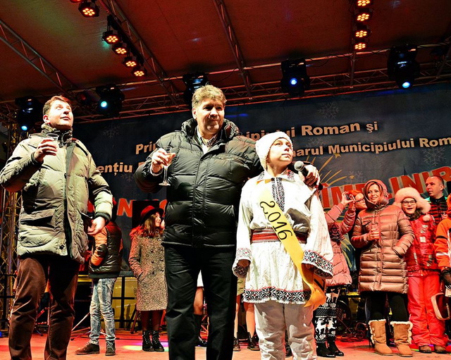 ROMAN: Revelion 2016 GALERIE FOTO, ZCH NEWS - sursa ta de informații