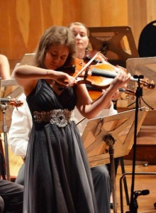 Elevă din Iași, laureată a concursului internațional ”Concertino Praga”, ZCH NEWS - sursa ta de informații