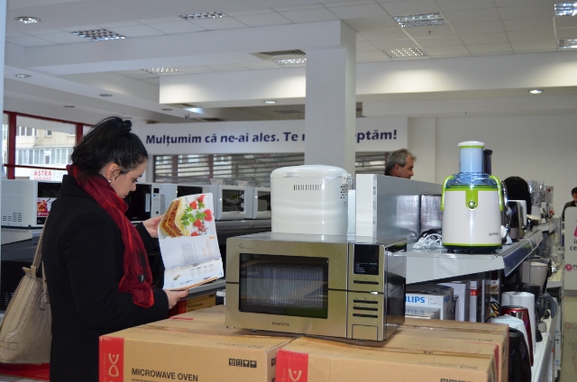Un nou magazin de electrocasnice în Piatra Neamț – Practic Electrocasnice (P), ZCH NEWS - sursa ta de informații