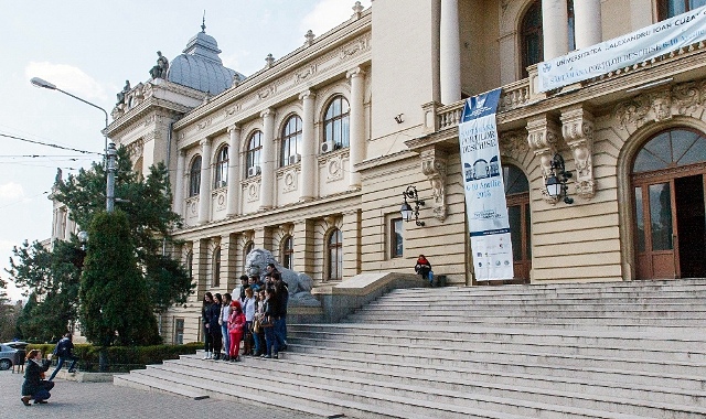Liceeni, invitați la Universitatea ”Al. I. Cuza”