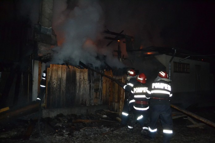 incendiu noaptea
