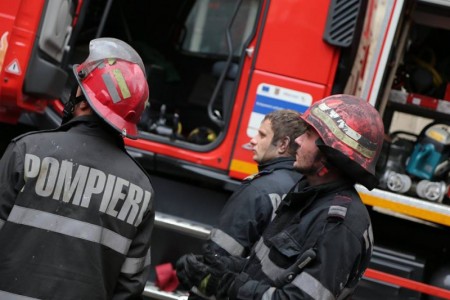 Incendiu la Fabrica de mobilă Bontaş, ZCH NEWS - sursa ta de informații