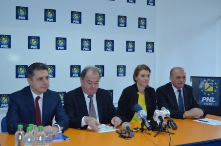 Vasile Blaga și Alina Gorghiu lansează candidații liberali de la Neamț, ZCH NEWS - sursa ta de informații