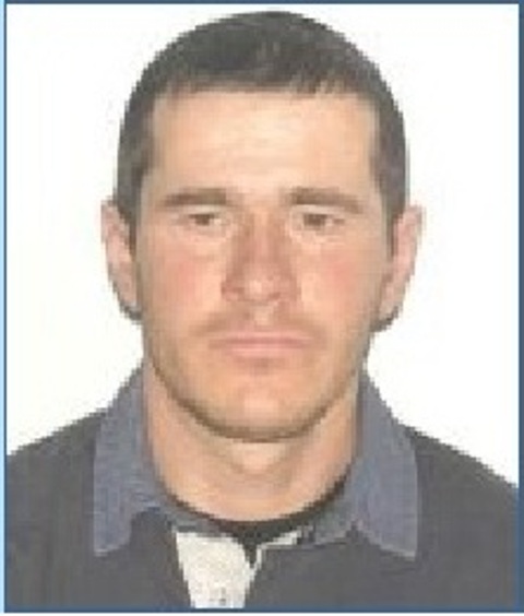 Dacă ați văzut acest bărbat, anunțați Poliția!