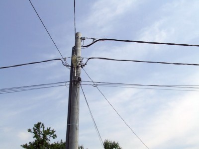 Culmea furtului de curent: un cablu de 8 metri trecut prin păr, ZCH NEWS - sursa ta de informații