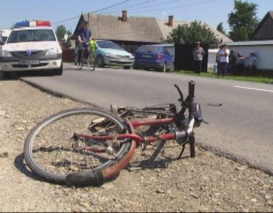 Biciclist accidentat de o maşină! Şoferul a părăsit locul faptei!, ZCH NEWS - sursa ta de informații