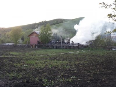 Foc la Schitul Branişte şi la o casă de pe Balaur, ZCH NEWS - sursa ta de informații