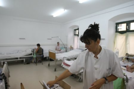 IAŞI: Se caută asistente medicale!, ZCH NEWS - sursa ta de informații