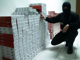 VIDEO DIICOT: Ţigări de 560.000 lei capturate în urma unor percheziţii!