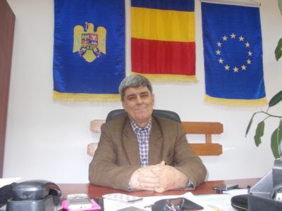 Primarul de Păstrăveni îşi vrea funcţia înapoi, cel de Petricani – pe cale să fie demis, ZCH NEWS - sursa ta de informații