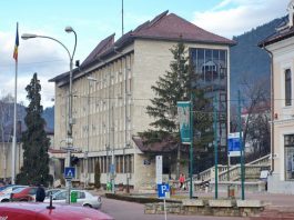 Prefectura Neamț, arbitru între Harbuz și Chitic