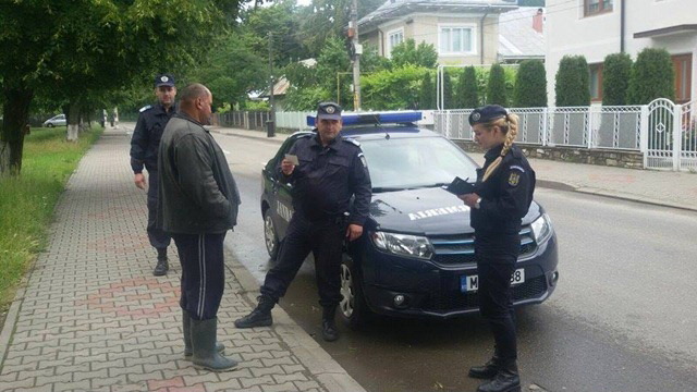 GALERIE FOTO Jandarmeria Neamţ creşte boboci, ZCH NEWS - sursa ta de informații