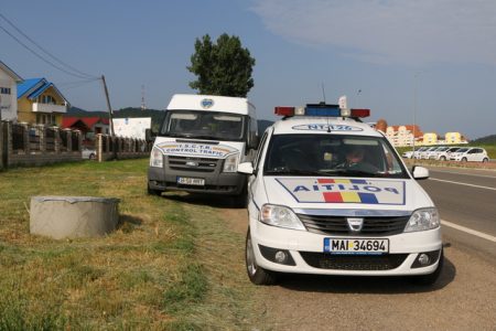 Poliţiştii s-au „pus” pe transportatorii de persoane, ZCH NEWS - sursa ta de informații