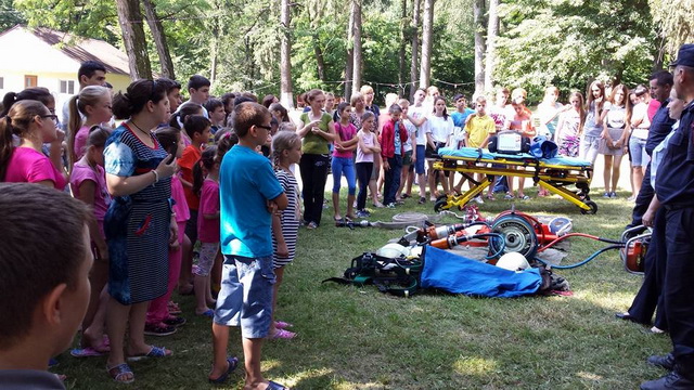 ACTUALIZARE Copii români din lumea întreagă, în tabără la Oglinzi! Astăzi, deschiderea oficială!, ZCH NEWS - sursa ta de informații