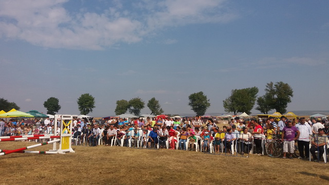 GALERIE FOTO Ziua comunei Păstrăveni, la prima ediţie, ZCH NEWS - sursa ta de informații