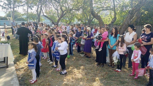 Deschidere de an şcolar la Petricani, ZCH NEWS - sursa ta de informații