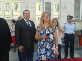 GALERIE FOTO Colegiul Naţional „Petru Rareş”, „uitat” de oficialităţi!