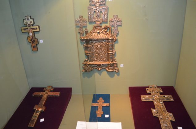 ROMAN: Sfânta cruce în viața creștinilor, ZCH NEWS - sursa ta de informații