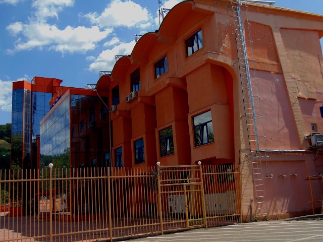 S-a găsit utilitate pentru stadionul Ceahlăul: va fi epicentrul alegerilor parlamentare!