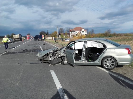GALERIE FOTO Grav accident la Secuieni, cozi pe 3 kilometri, ZCH NEWS - sursa ta de informații
