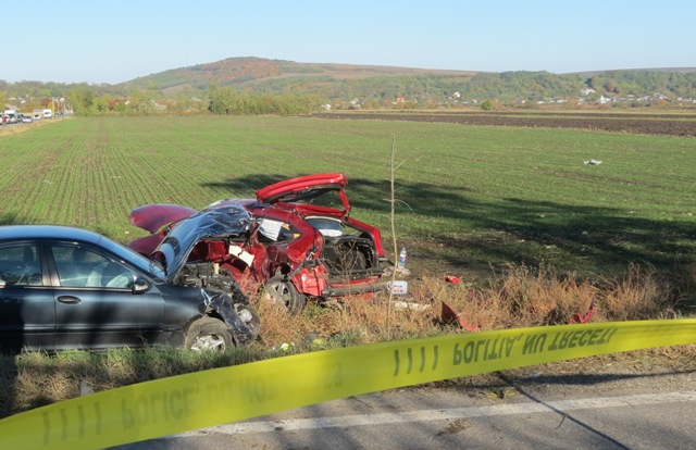 FOTO: Accident cu opt victime între Podoleni și Costișa; o femeie a murit pe loc, ZCH NEWS - sursa ta de informații