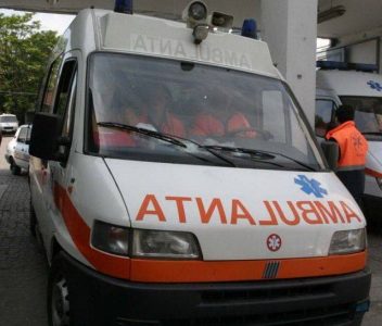 Se caută şofer de ambulanţă la Piatra Neamţ! Vedeţi condiţiile!, ZCH NEWS - sursa ta de informații