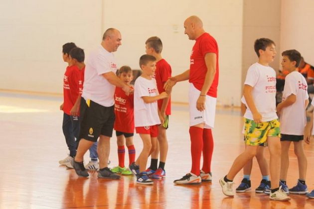 GALERIE FOTO Miuţă cu Lefter şi Axinia * Victorie pentru Futsal Ceahlăul, ZCH NEWS - sursa ta de informații