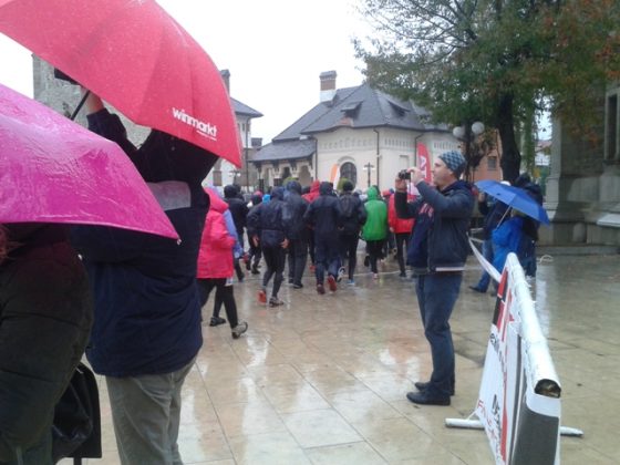 Alergând în ploaie: 156 de participanți la semimaratonul ”Curtea Domnească”, ZCH NEWS - sursa ta de informații